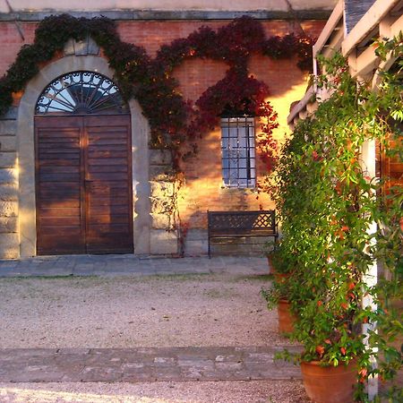 Villa Palagione Centro Interculturale Volterra Buitenkant foto