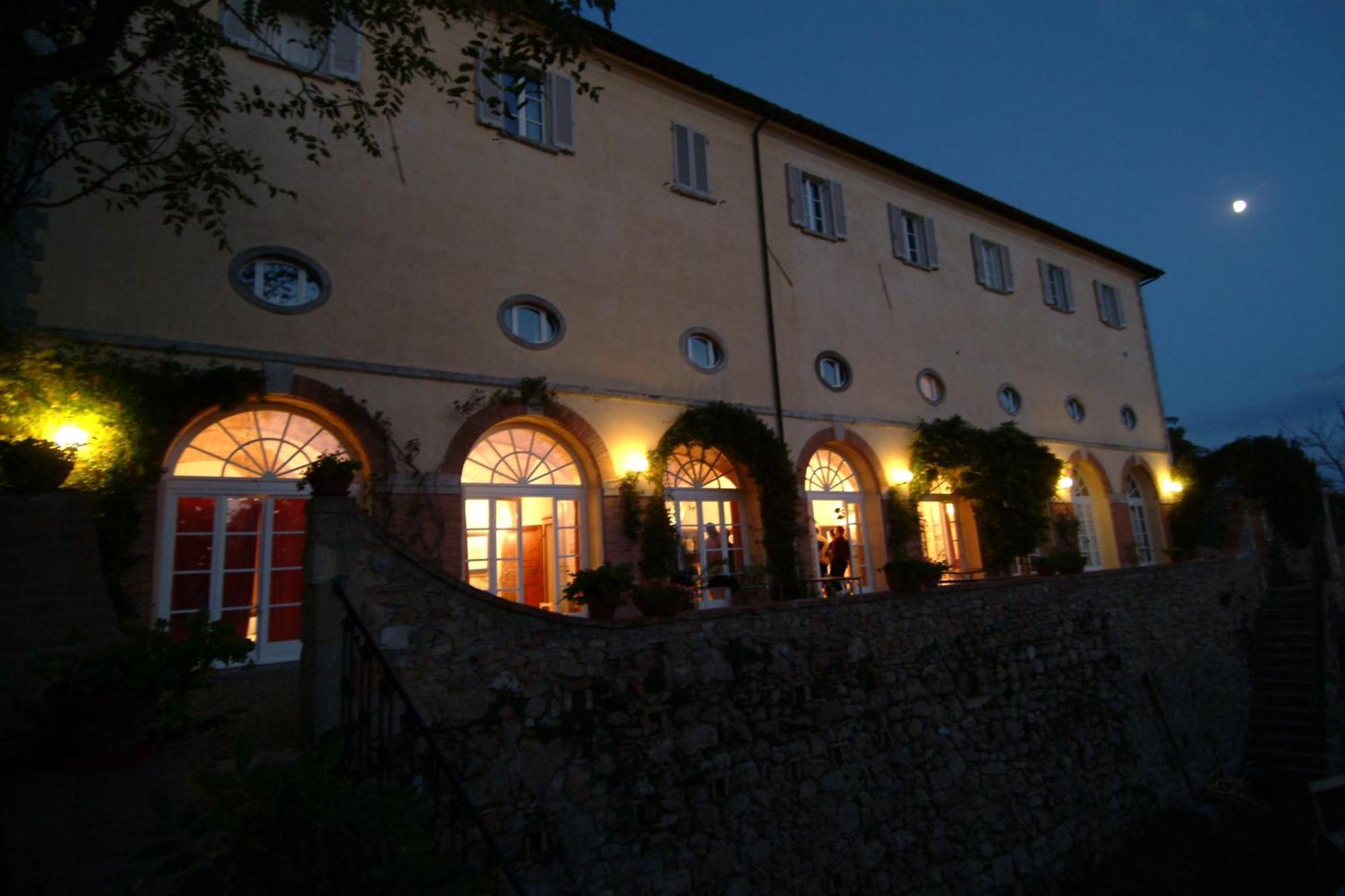 Villa Palagione Centro Interculturale Volterra Buitenkant foto